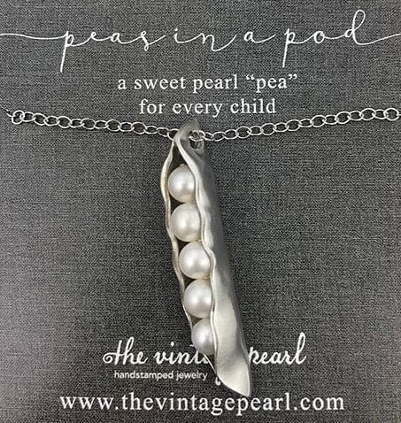 5 Peas In A Pod Pearl Necklace - Image 2
